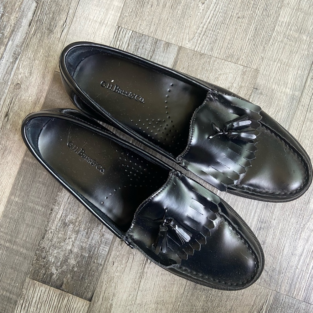 G.H. Bass & Co. Black Penny Loafers Timeless Style